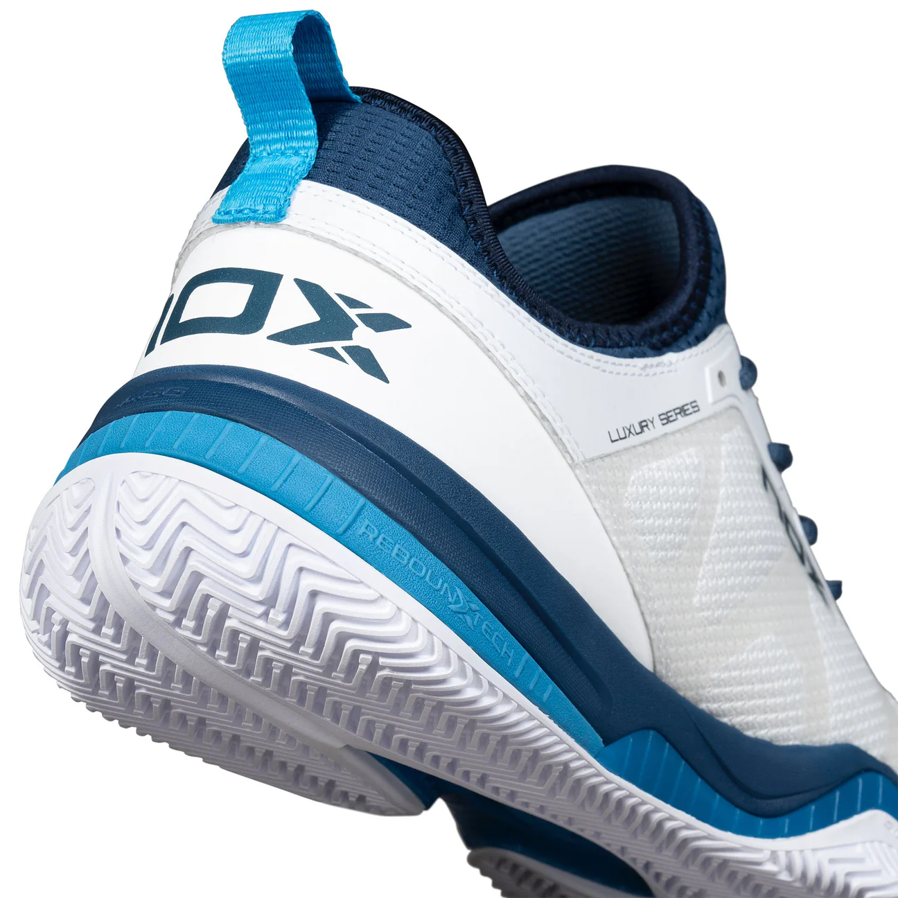 https://i.ibb.co/Z1gxhZ8T/zapatillas-de-padel-nox-nerbo-blancoazul-sueco-caluxnerwhsb39-8436603198769-853407-jpg.webp