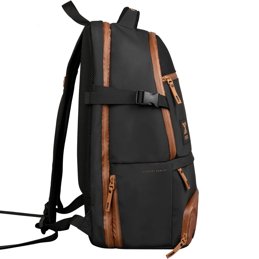 mochila-luxury-open-series-negromarron-mocopenblbr-8436603198059-890828.jpg.webp