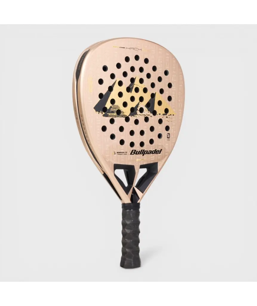 pala-bullpadel-hack-04-newgiza (2).webp