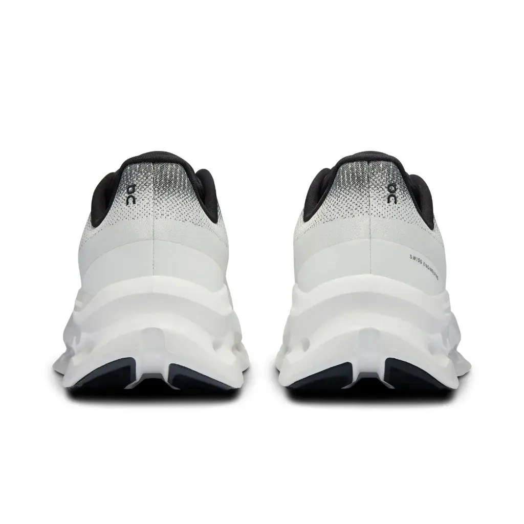 OnWomens-Cloudtilt-BlackIvory_3_40de750a-a639-437b-ac00-fe29faceff74_2048x.webp
