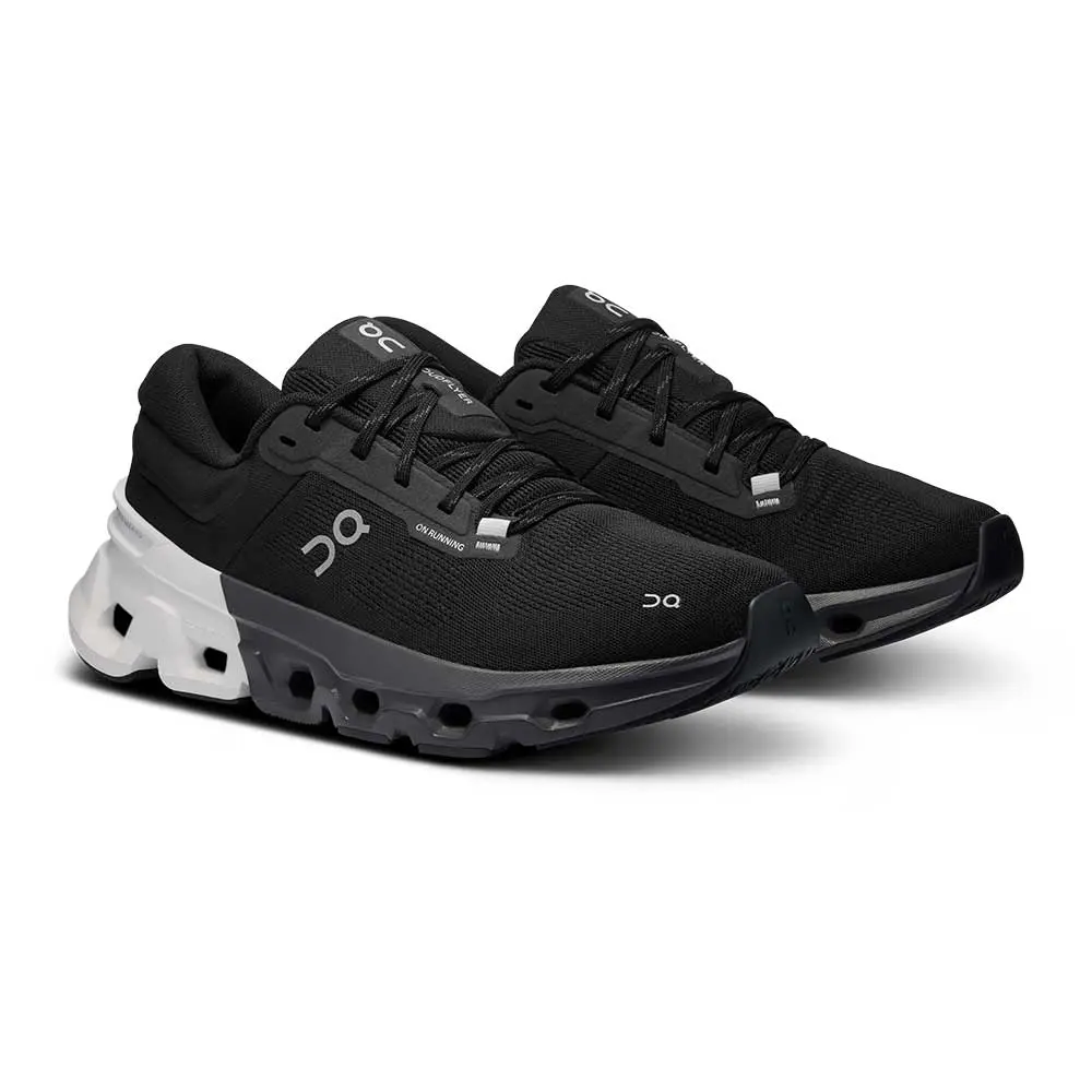 Medium-PNG-3ME30010299-cloudflyer_5-fw24-black_white-m-g6.webp
