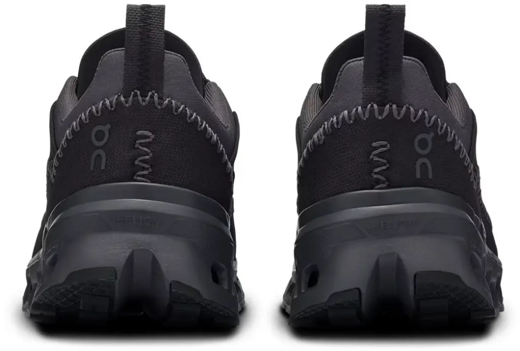 on-cloudaway-2-m-black-eclipse (1).webp