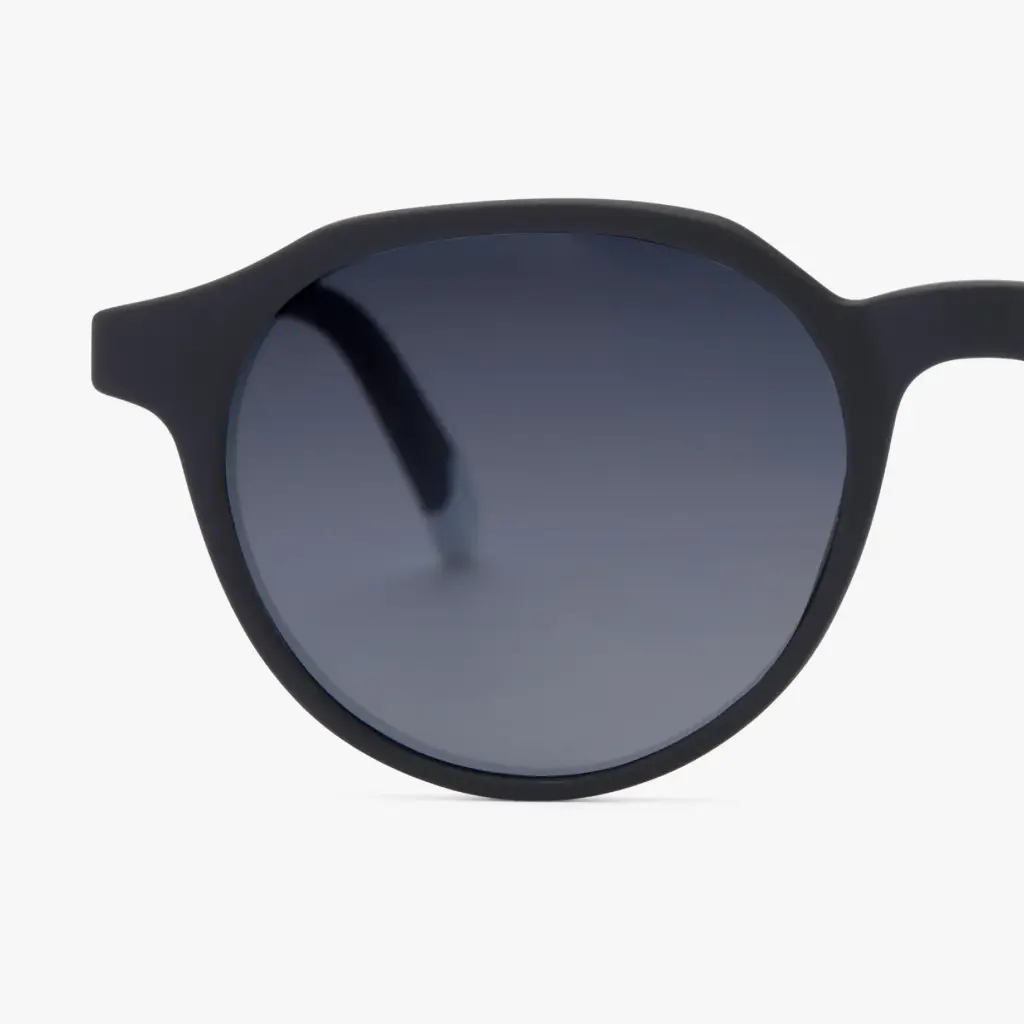 04-Chamberi-BlackNoir-Frame_2048x.webp